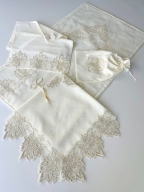 SARRA 5 PARÇA FRANSIZ GÜPÜRLÜ SECCADE SETİ