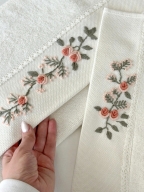 SARRA KAPAMA 2'Lİ ROKOKO NAKIŞLI HAVLU - GÜL