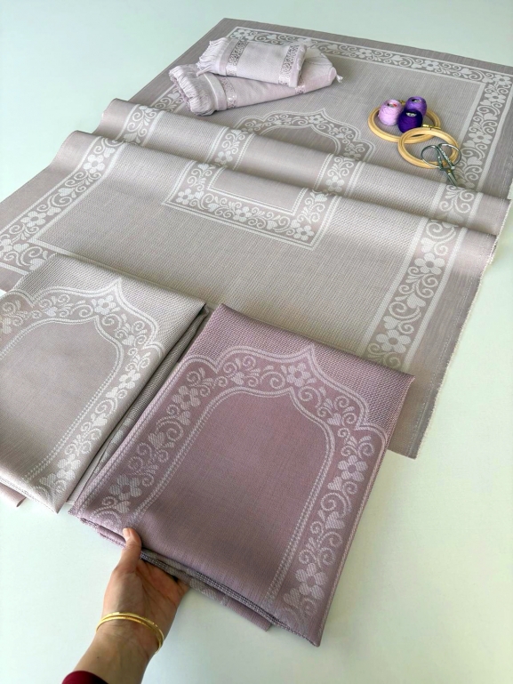 SARRA KAMPANYALI ÇİÇEK SECCADE